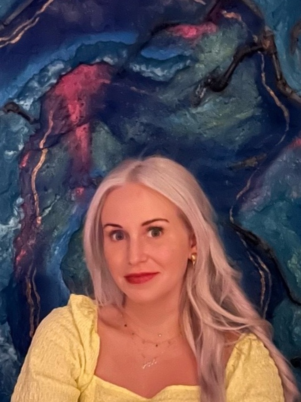 Meet your Posher, Emily